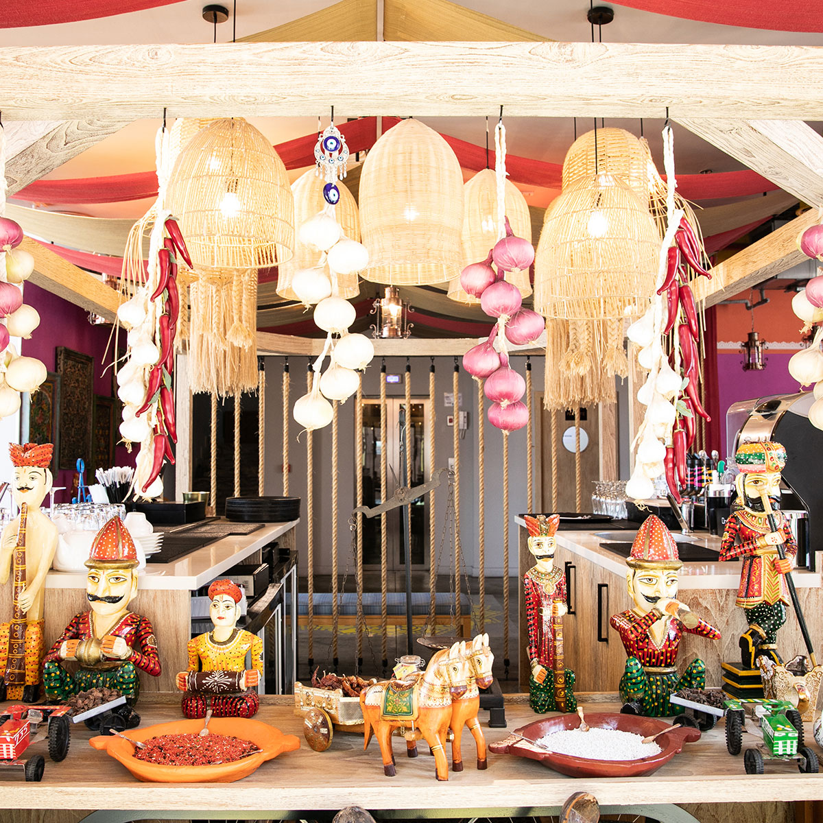 About Ushna - Sharjah - Ushna Restaurant